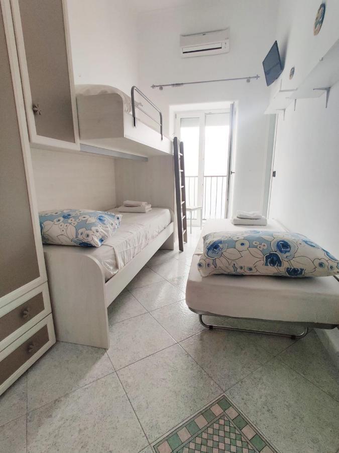 Casa Vacanze Da Serena Lacco Ameno  Exterior foto
